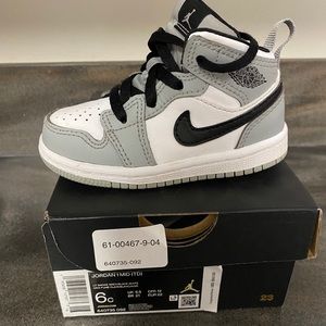 Toddler Jordan 1 Mid